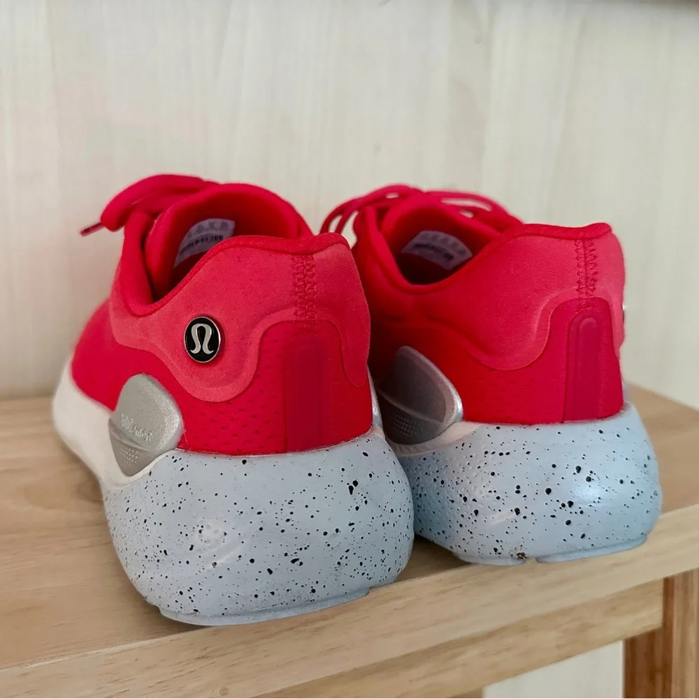 Lululemon Womens Beyondfeel Running Shoe - Picture 10 of 12
